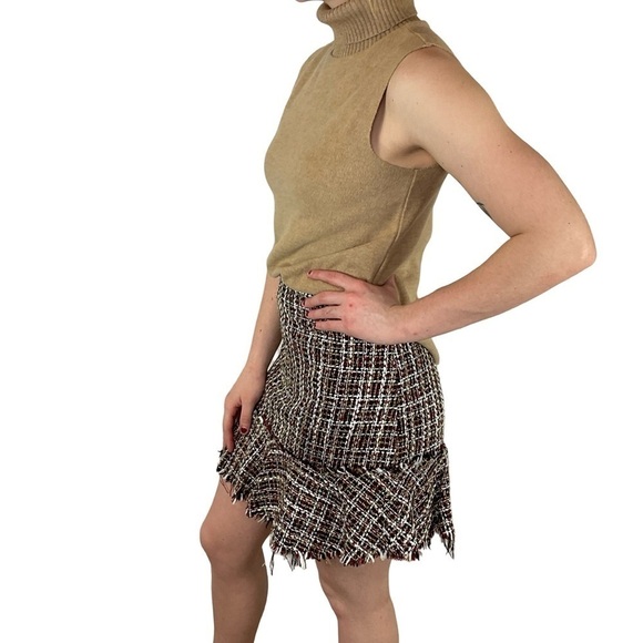 Mi Ami adorable tweed skirt with fit and flare style - Picture 4 of 7